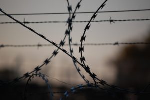 barbed-wire-765484_960_720